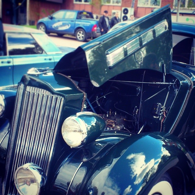 1937 Packard. Gangster squad....