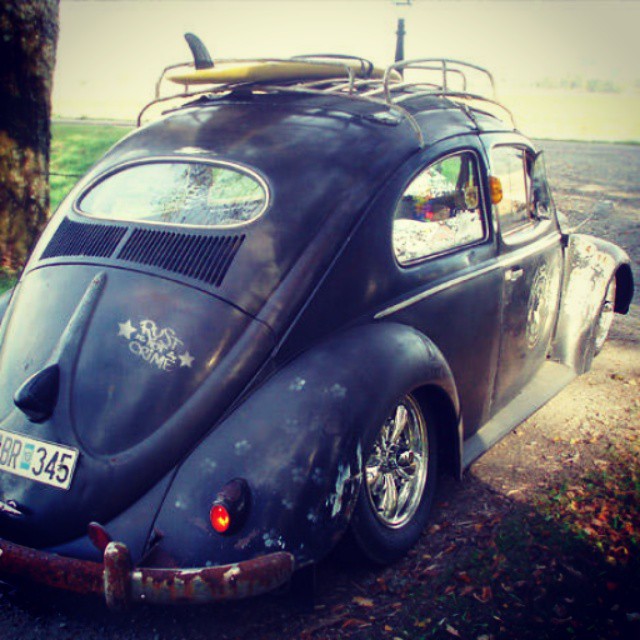 1954 Oval window. 6inch beam, dropped spindles and chrome 5 spokes...