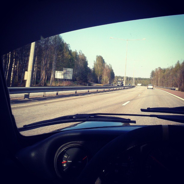 Driving Porsche 911 Carrera this sunny afternoon...