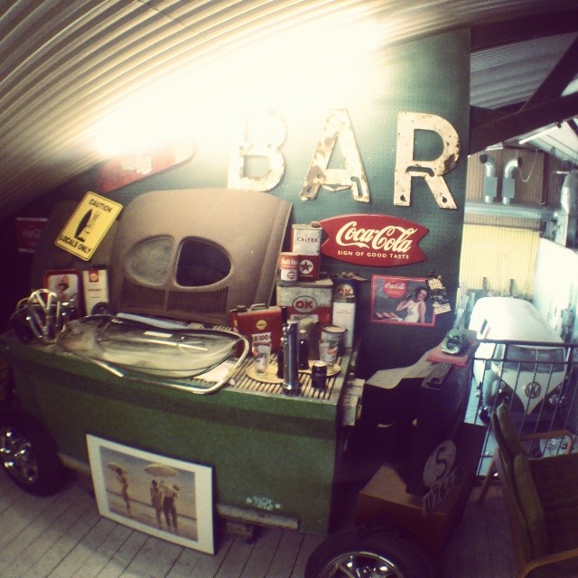 The garage, 2nd floor...